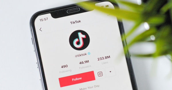 TikTok-brugere flygter i hundredetusindvis: Pludselig var denne kinesiske app Apples mest downoladede i USA